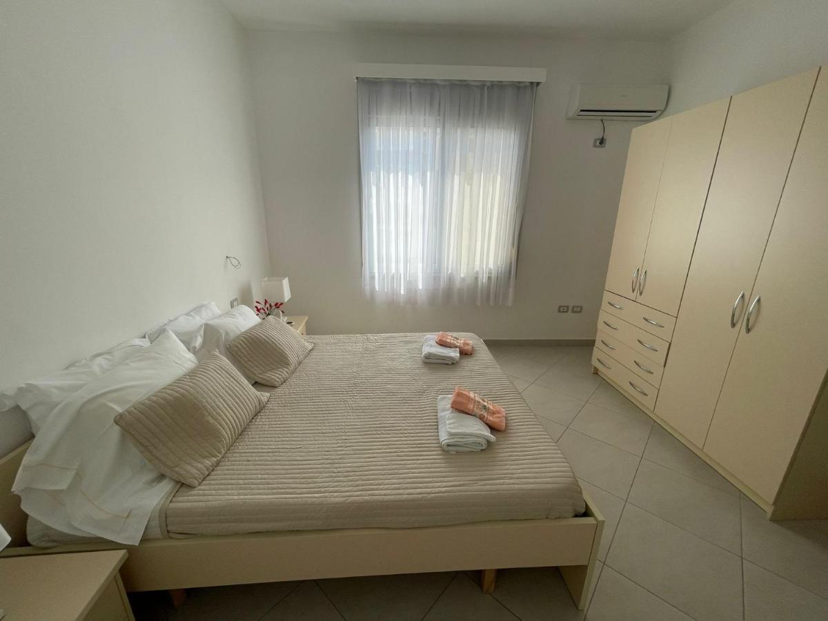 Orikum Apartments ภายนอก รูปภาพ